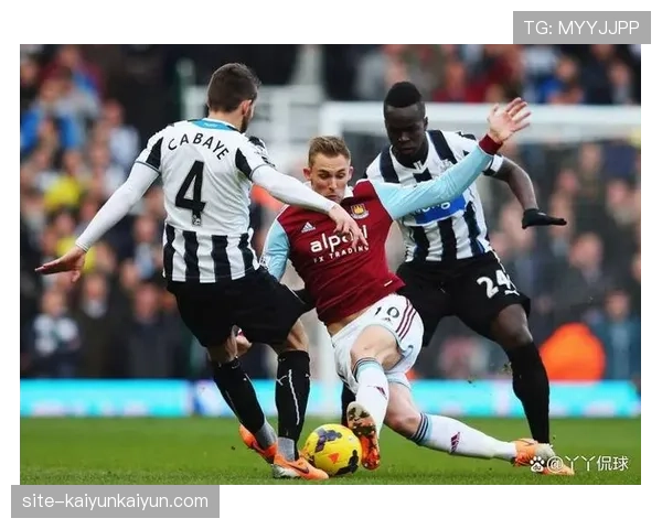 纽卡斯尔2-2战平西汉姆联，伊萨克梅开二度难救主